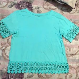 Women’s mint T-shirt size small